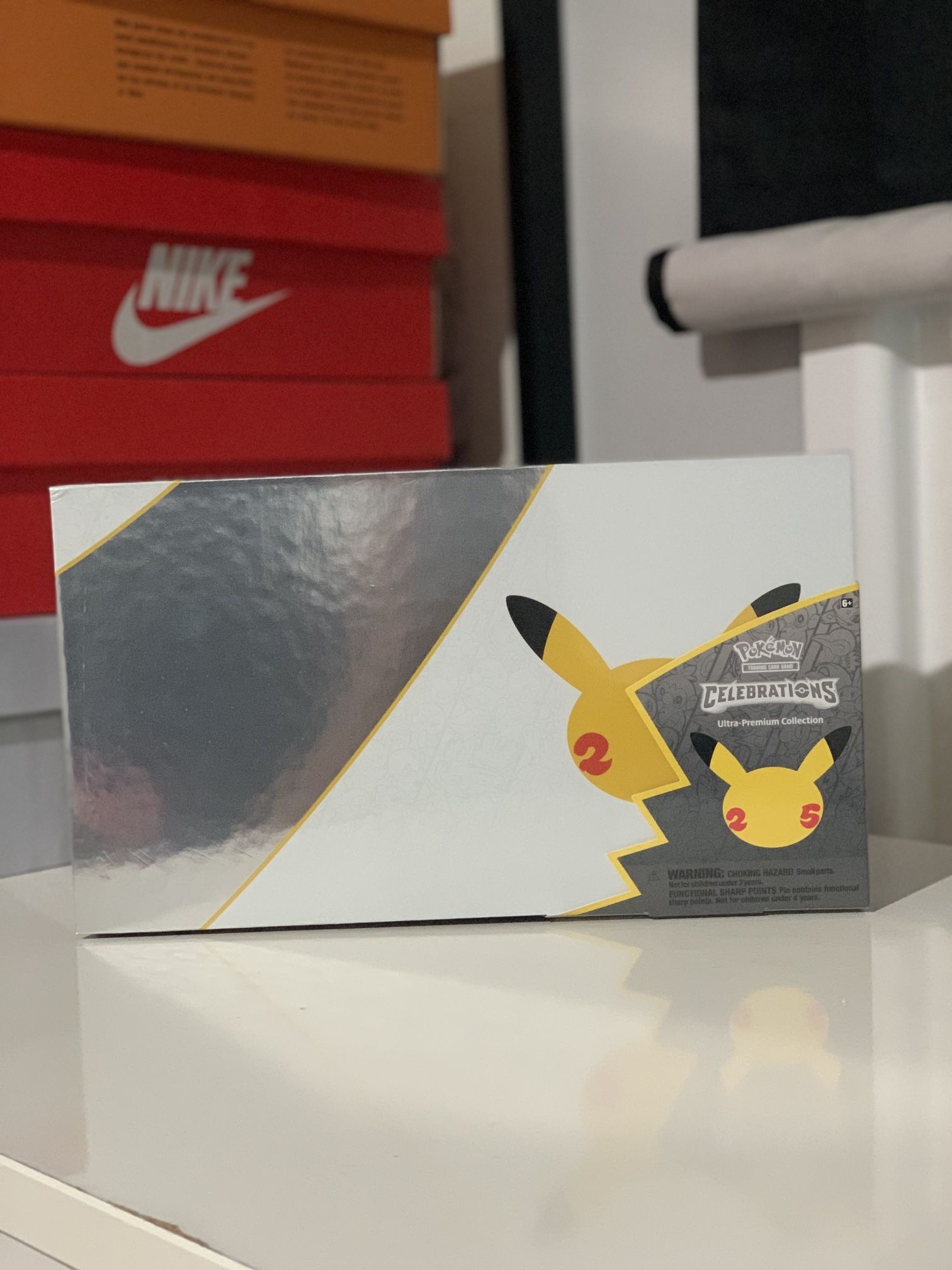 Pokemon Celebrations Ultra Premium Collection Box