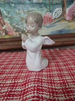 Retired Lladro 4538 Praying Kneeling Angel ... Marbach and 410 at 78227 or 1604