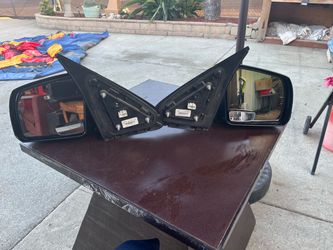 Toyota tundra folding motor left and right
