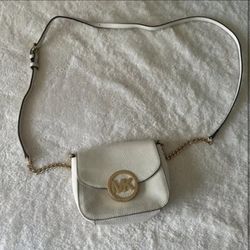 Michael Kors Purse/Leather handbag