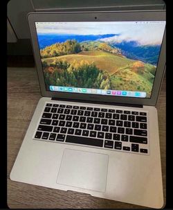 MacBook Air 13 inch