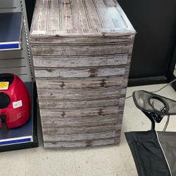 WE ARE BUYING MINI FRIDGES 