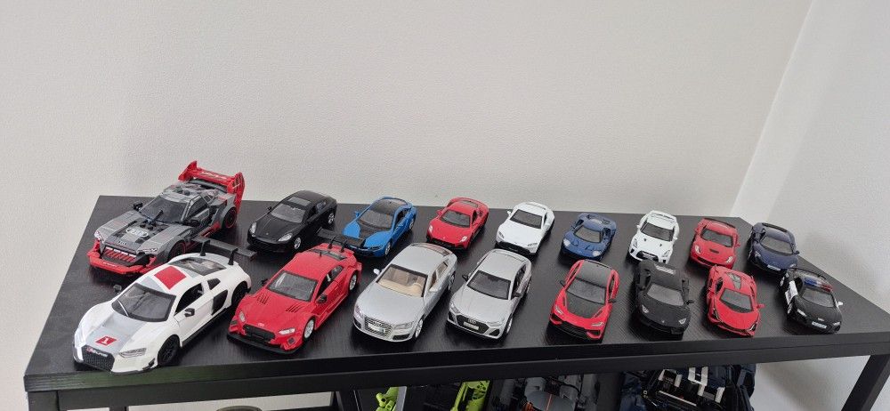 16 scale car models 1/32 + 1 Lego