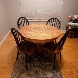 Antique Oak Table With 4 Newer Chairs