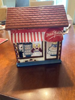 Mrs. Fields Cookie Jar