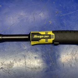 Snap-on 14.4V 3/8” Drive MicroLithium Cordless Long-Neck Ratchet – CTR767HV (Tool Only)