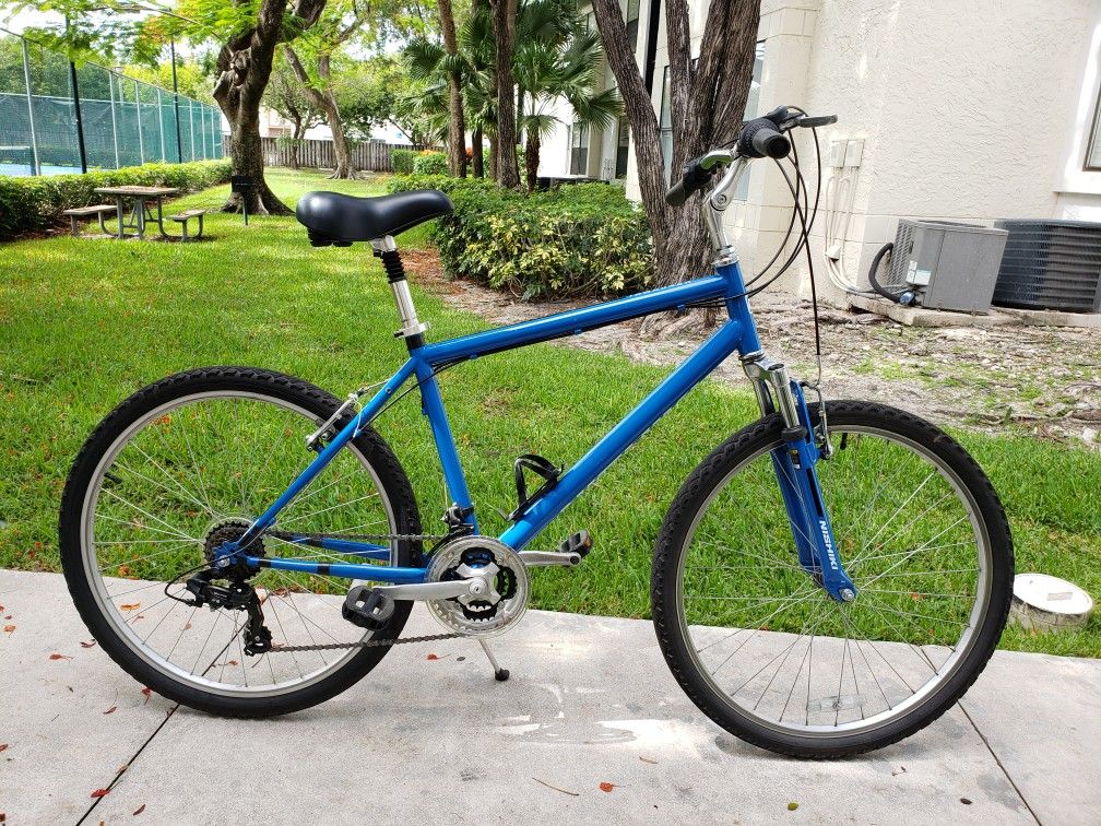 Nishiki Tamarack Comfort Bike (Blue)