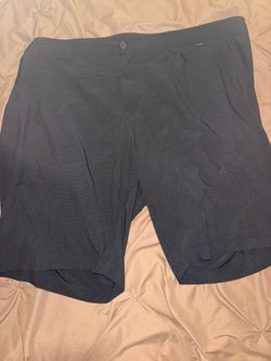 Travis Mathew shorts 42