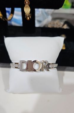 New Braclet Bangel (Jewlery)