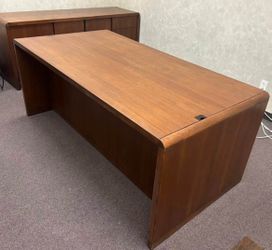 High-End Kimball Wood Executive Desk & Credenza