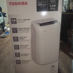 Toshiba  250 Sq Ft Portable Air conditioner 8,000 Btu 
