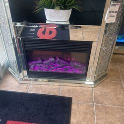 Fireplace w/heater 