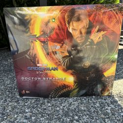 Doctor Strange Collectible Figure