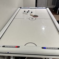 AIR HOCKEY TABLE