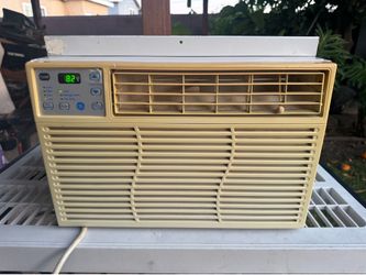 GE 8,000 BTU Window Air Conditioner with Remote