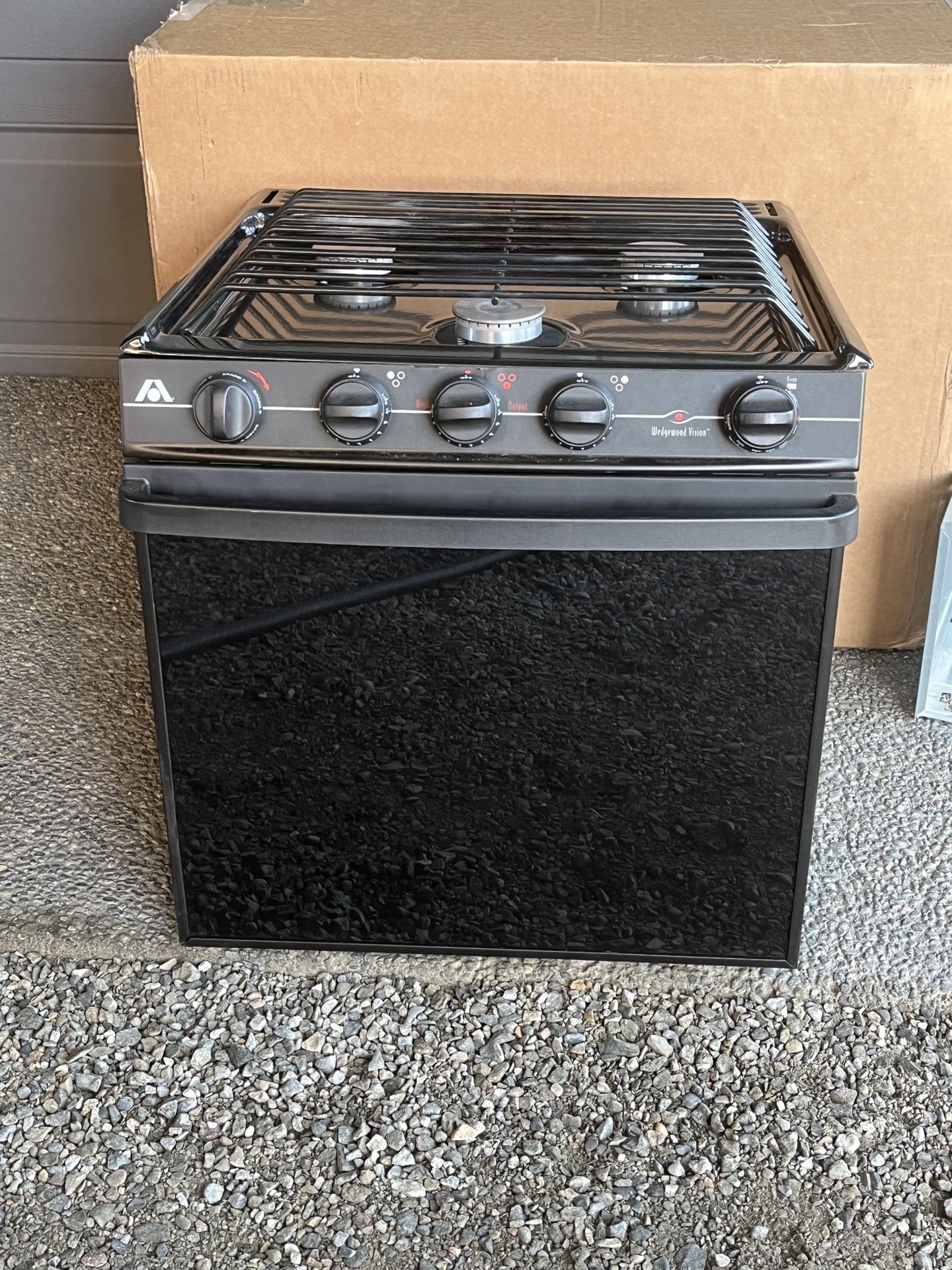 Atwood “Wedgewood Vision” - RV 3 Burner Stovetop/Oven Combination (cabinet mount) LPG