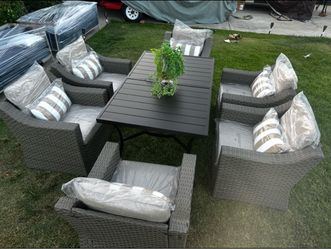 7 pcs new patio table set
