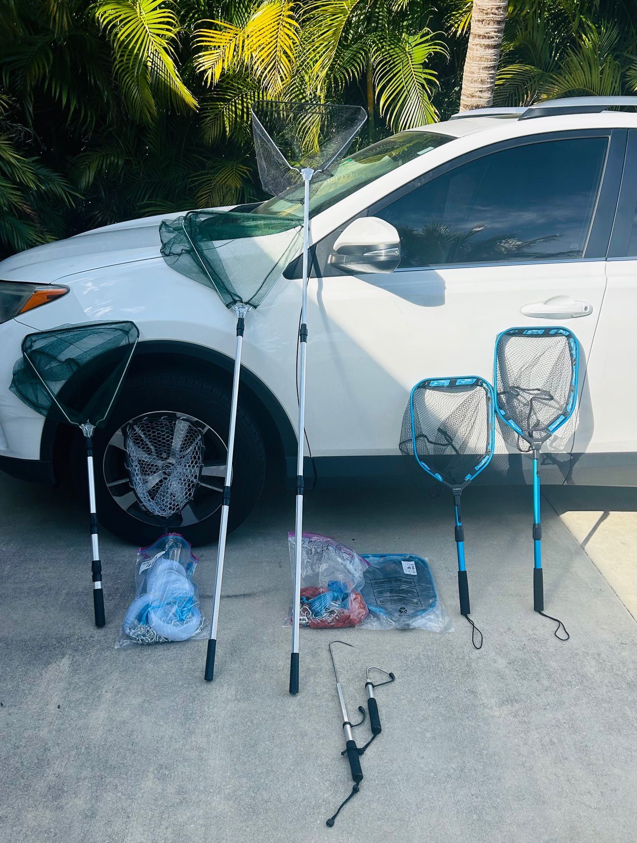 Cast Nets, And Retractable/foldable Nets And Gafs