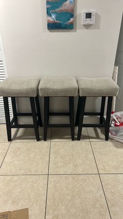 Set of 3 Backless Bar Stools