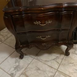 Beautiful bombe statement table 