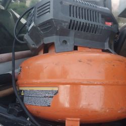 A bridget compressor compressor