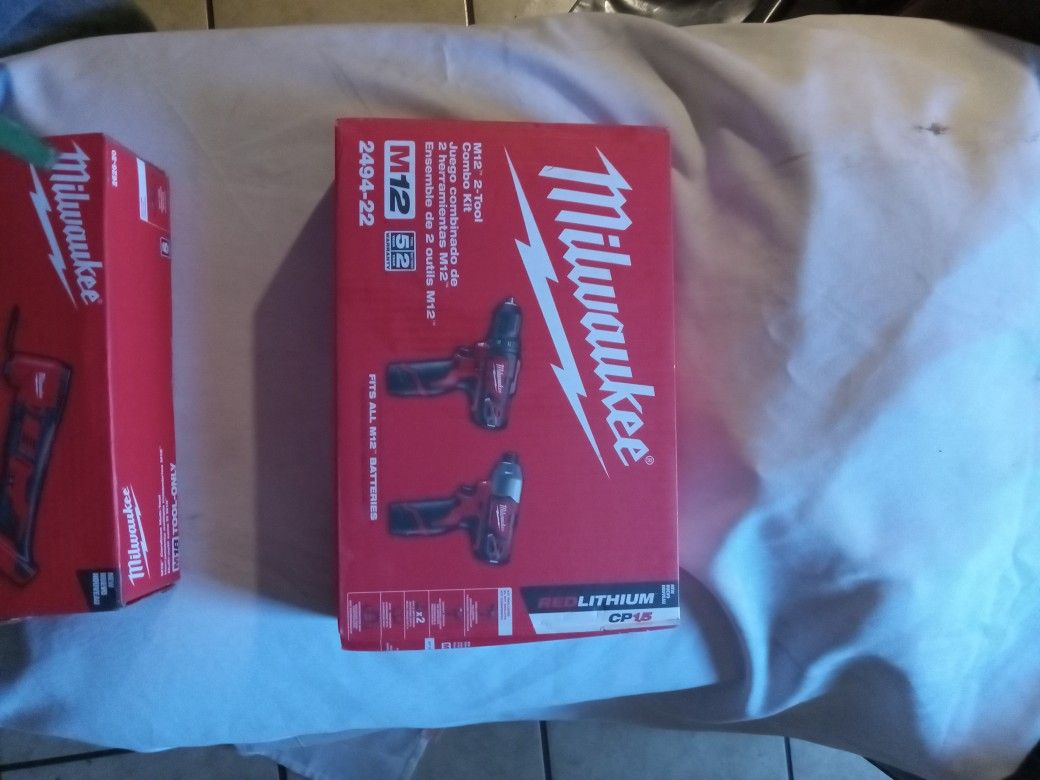 M12 2 Tool Combo Kit Drill And Impact