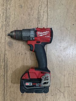 Milwaukee M18 Fuel Hammer Drill with Battery