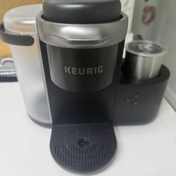 Keurig K Cafe Single Serve Dark Charcoal Latte & Cappuccino Maker 