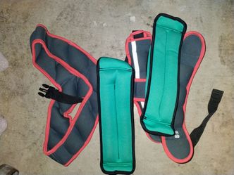 Body weighted vest leg weights