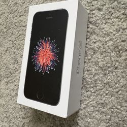 iPhone SE Box