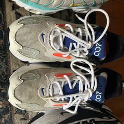 All Size 7.5 W Clean Condition Take All For 115$
