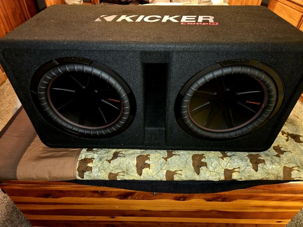 12" Competition Kicker subs. Alpine 1,700 Watt Amp