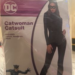 Catwoman cat suit costume/size XL brand new
