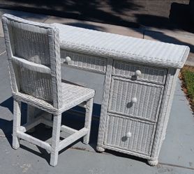 White Wicker Desk and Chair Set