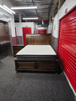 Porter California King Sleigh Bed with 2 Storage Drawers