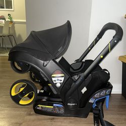 Doona Midnight Stroller With Accessories 