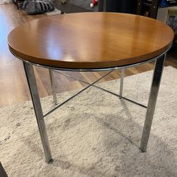 Nienkamper table (made In Canada)