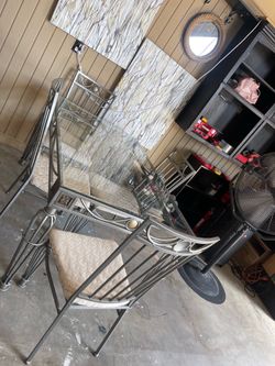Comedor de 4 sillas