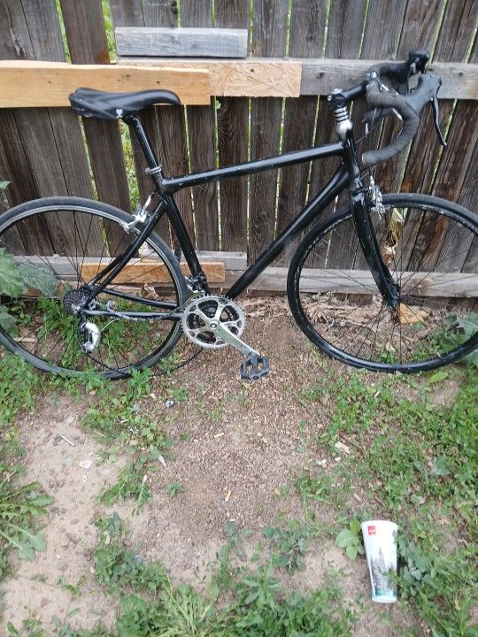 Giant Road Bike
