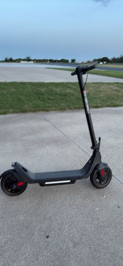 Phantom A10 scooter