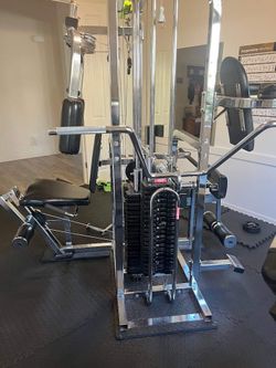 Paramount universal gym hotsell