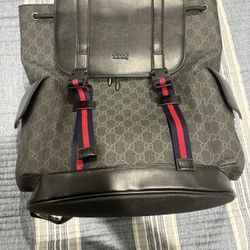 Gucci Soft Backpack GG Supreme