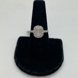 LADIES RING 18KT WG, 1.72ctw NATURAL DIAMOND, 4.5 GRAMS, SIZE 7 