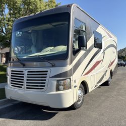 2015 Coachmen Pursuit 