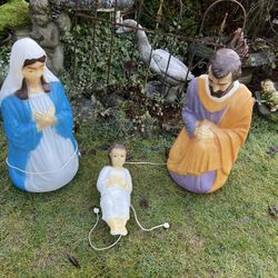 Vintage Blow Mold Nativity Set