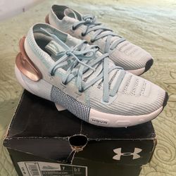 Under Armour Women Shoes