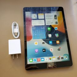 Apple iPad 7 - Wifi - Like New 