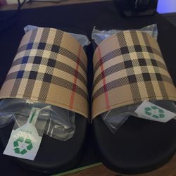 Burberry Slides Size 7