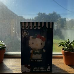 Hello Kitty mariners Bobblehead