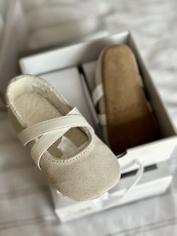 Robeez Cream Baby Ballet Shoes